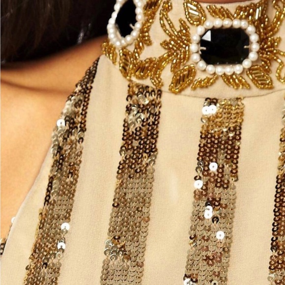 Virgos Lounge Trophy Halterneck Maxi Dress | Color: Cream/Gold | Size: 6 - Picture 4 of 7